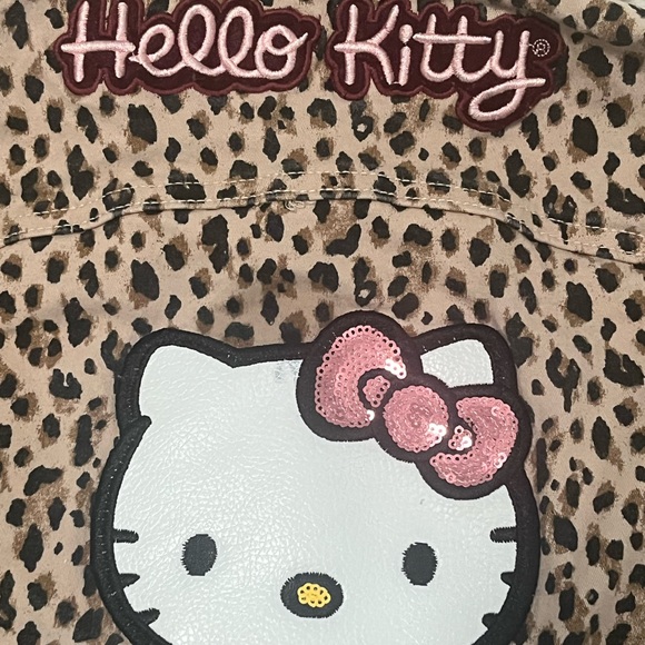 Hello Kitty Jacket - Picture 3 of 14